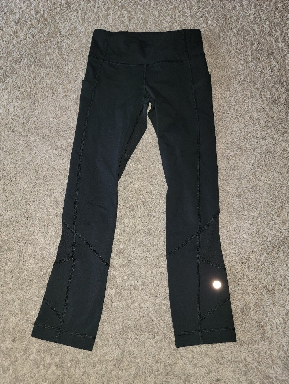 Black Lululemon Capri Leggings Size 2